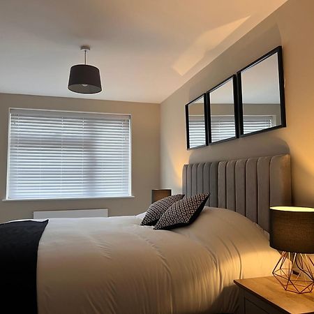 Modern Apartment - Bhx Nec - Free Secure Gated Parking Solihull Ngoại thất bức ảnh